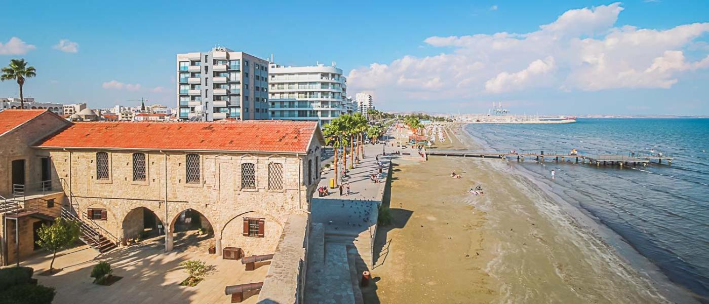 1A Beach & Business Apartment In The City Center! Larnaca Exterior foto